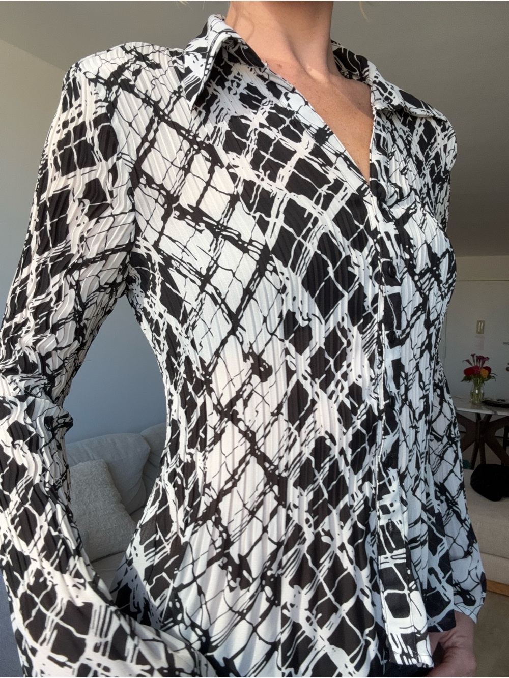 Allison Taylor Pleated Abstract Print Bell Sleeve Button Down Blouse | M